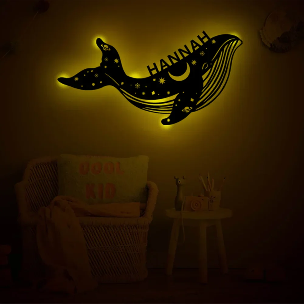 Applique murale LED USB personnalisée "Whale Glow"