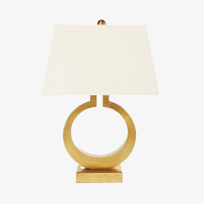 Lampe à poser LED en métal doré avec abat-jour triangulaire - style contemporain