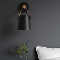 Applique murale LED en bois avec style suspendu