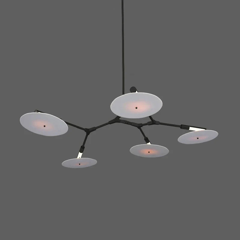 Lustre nordique postmoderne par un styliste renommé