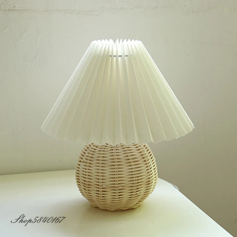Lampe de table plissée coréenne - Élégance abordable