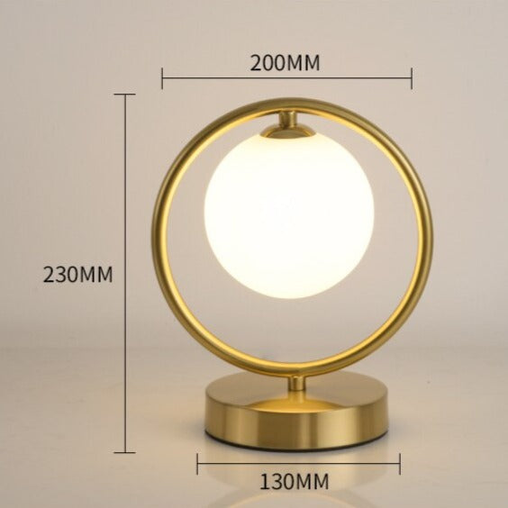 Lampe à poser design LED dorée Nuria