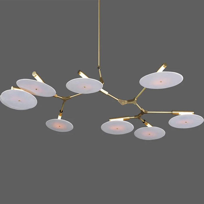 Lustre nordique postmoderne par un styliste renommé