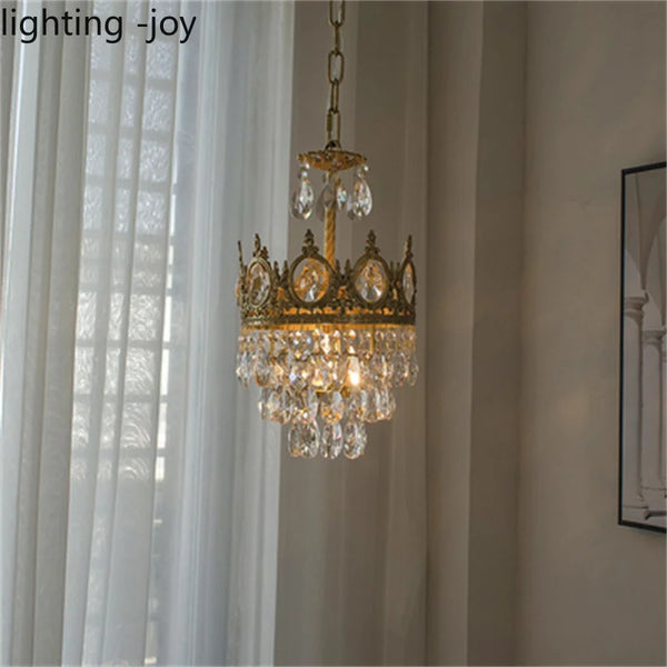 Lustre Couronne Moderne en Cristaux: Luminaire Décoratif d'Intérieur