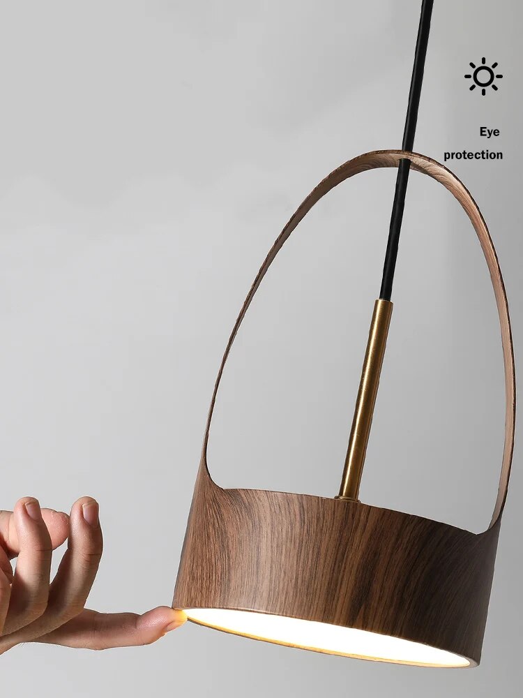 Suspension Design Minimaliste