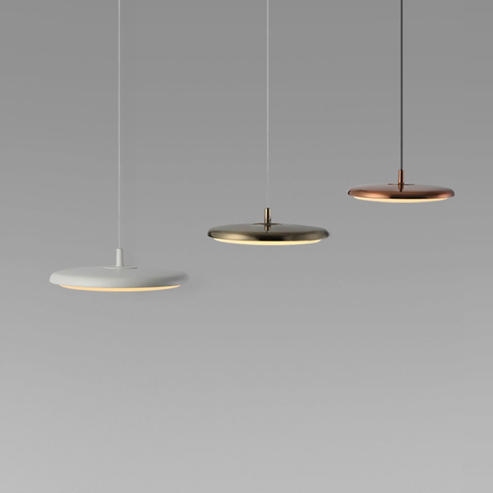 Suspension LED Sysley avec abat-jour plat et arrondi