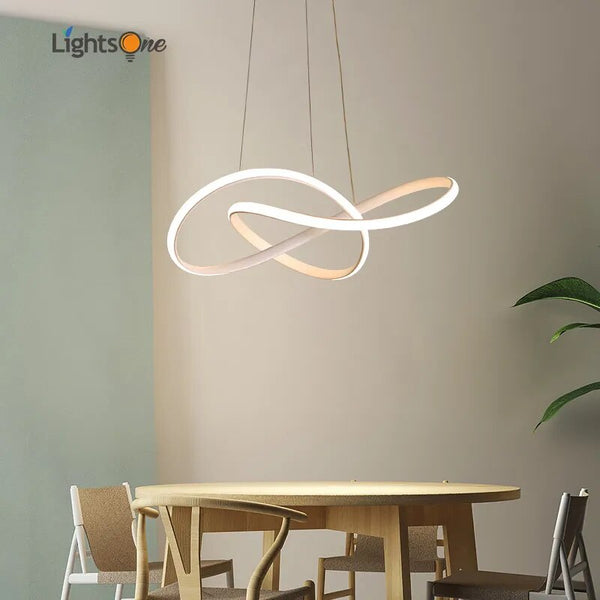 Suspension circulaire au design nordique et minimaliste