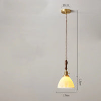 Suspension  design en céramique associant prise en cuivre et bois