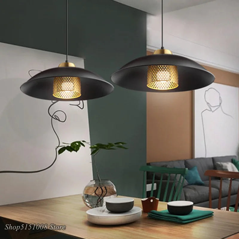 Suspension luminaire en fer style industriel vintage modernisé