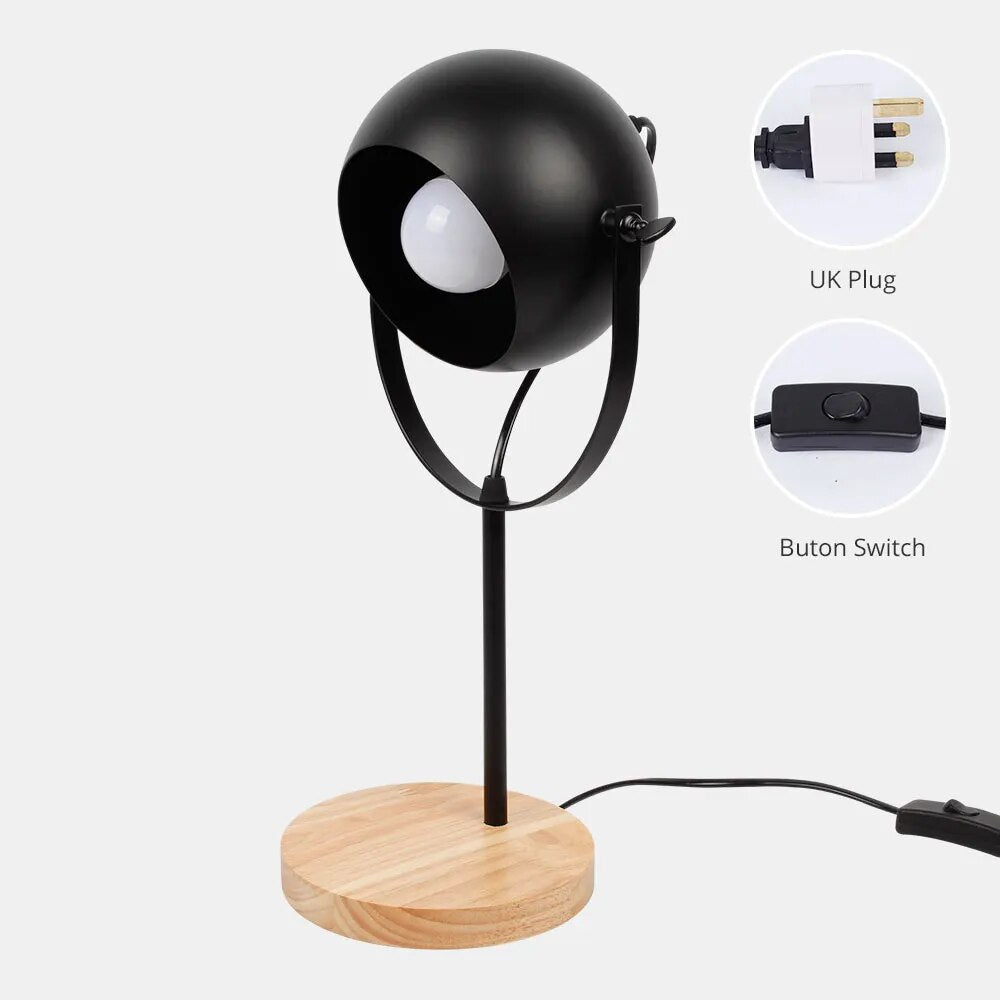 Lampe de table nordique en bois et métal à intensité réglable
