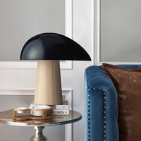 Lampe de table champignon nordique.