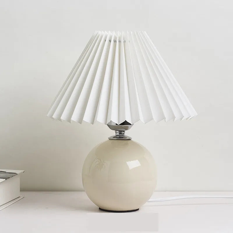 Lampe de table plissée coréenne - Élégance abordable