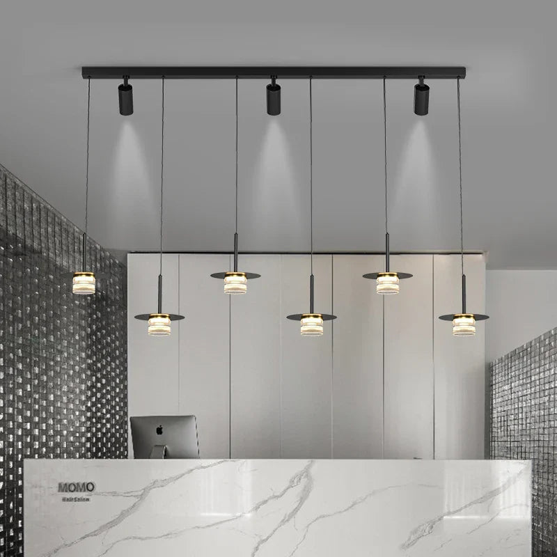 Suspension Nordik : Le Luminaire Essentiel pour Votre Restaurant