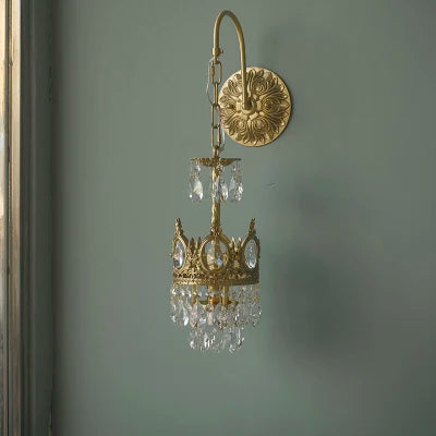 Lustre Couronne Moderne en Cristaux: Luminaire Décoratif d'Intérieur