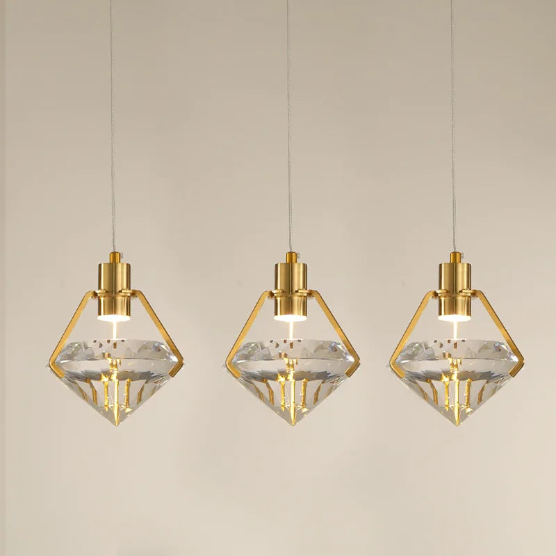 Lustre LED en cristal post-moderne pour une décoration créative.