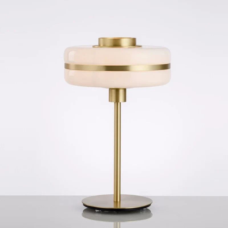 Suspension Dorée en Verre Laiteux