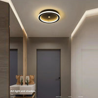 Plafonnier LED avec détecteur de mouvement PIR, parfait pour l'intérieur.