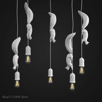 Lampe Suspension Résine Écureuil Nordique LED Loft Décoratif - Éclairage Authentique