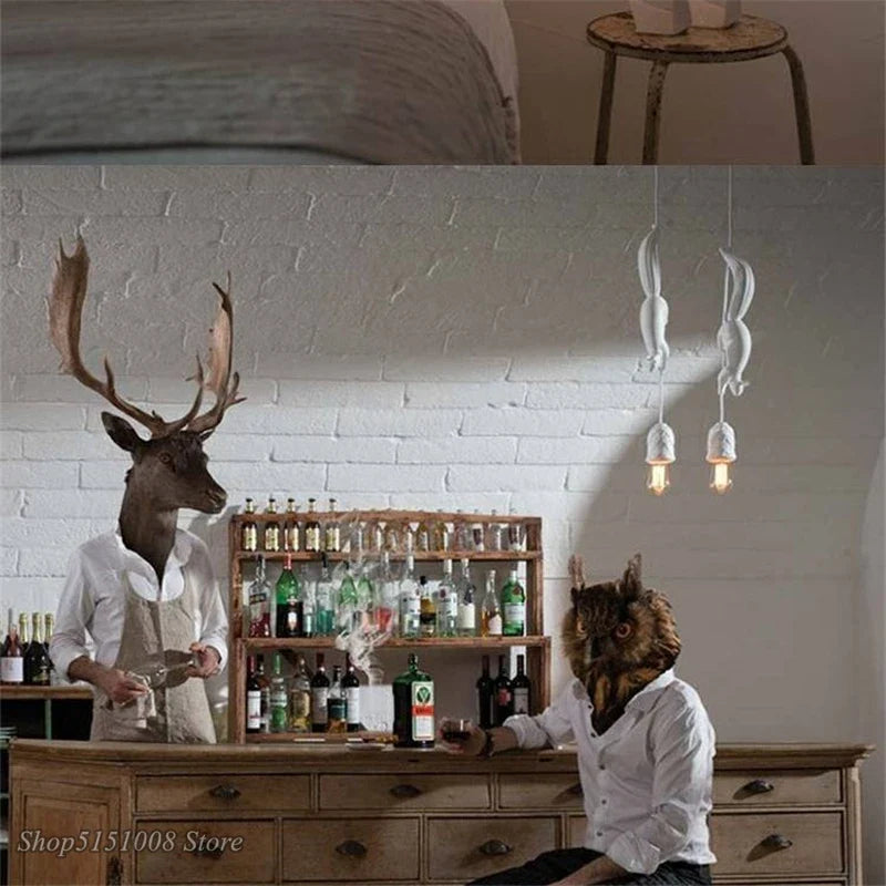 Lampe Suspension Résine Écureuil Nordique LED Loft Décoratif - Éclairage Authentique