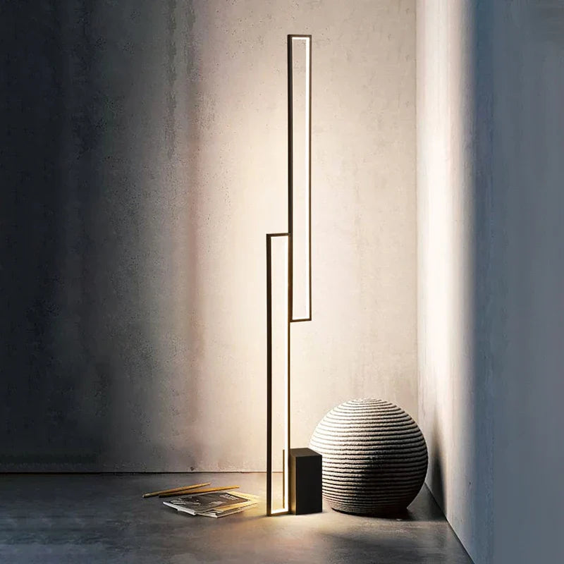 Lampadaire nordique au design minimaliste