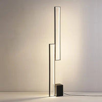 Lampadaire nordique au design minimaliste