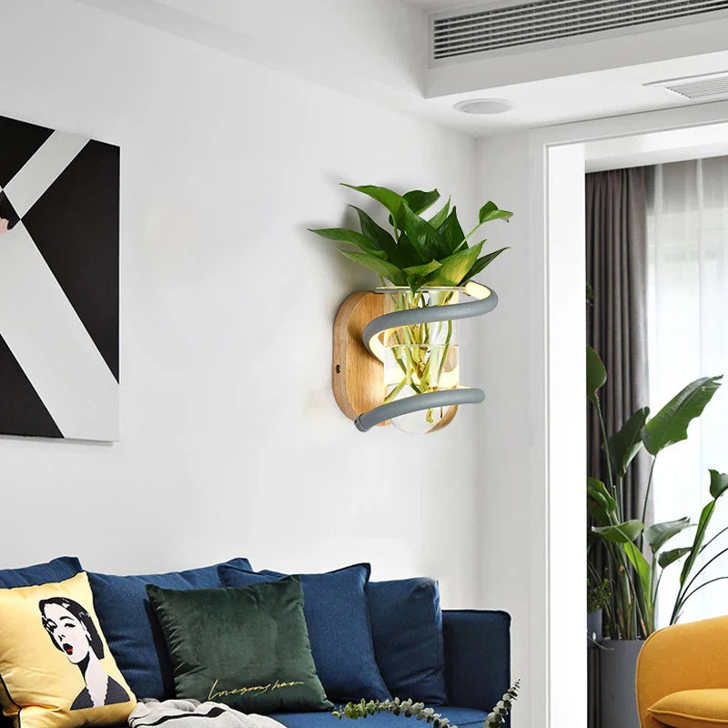 Applique murale nordique en bois avec plante verte - Élégance scandinave