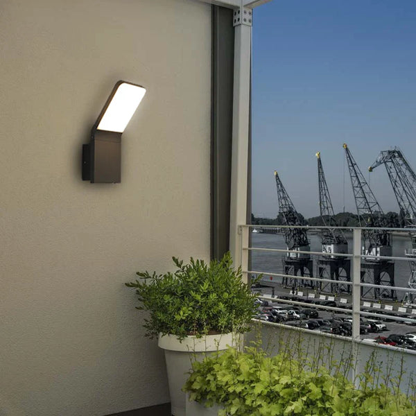 Applique murale LED étanche pour éclairer les escaliers de votre maison