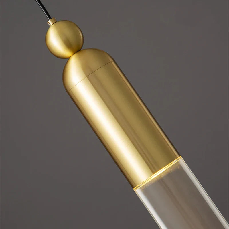 Lustre LED urbain en cuivre et acrylique transparent