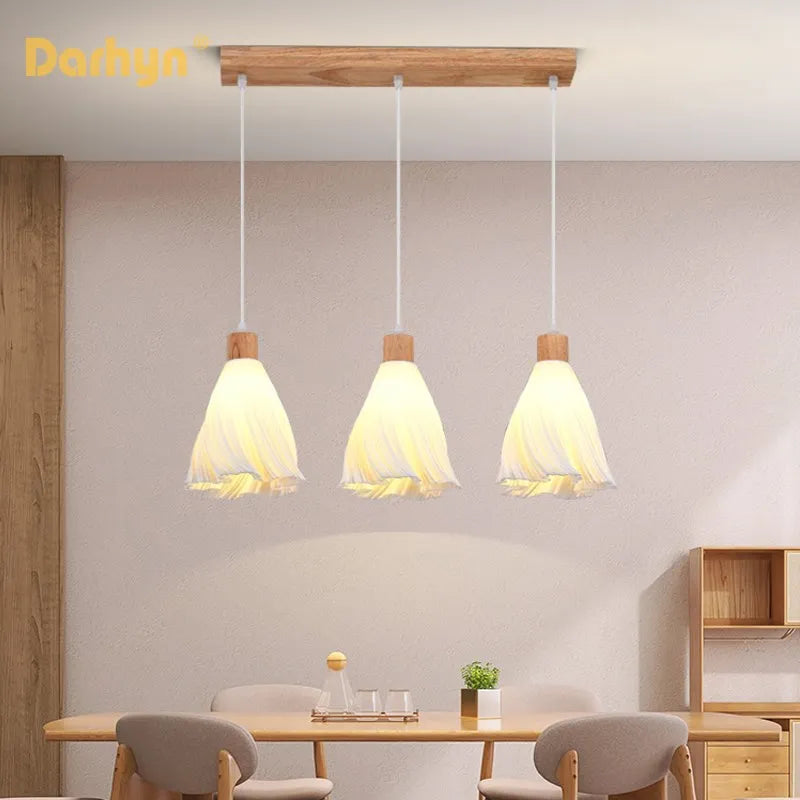 Suspension LED en verre au design nordique contemporain