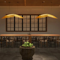Lustre en bois à chevrons : Art moderne et design