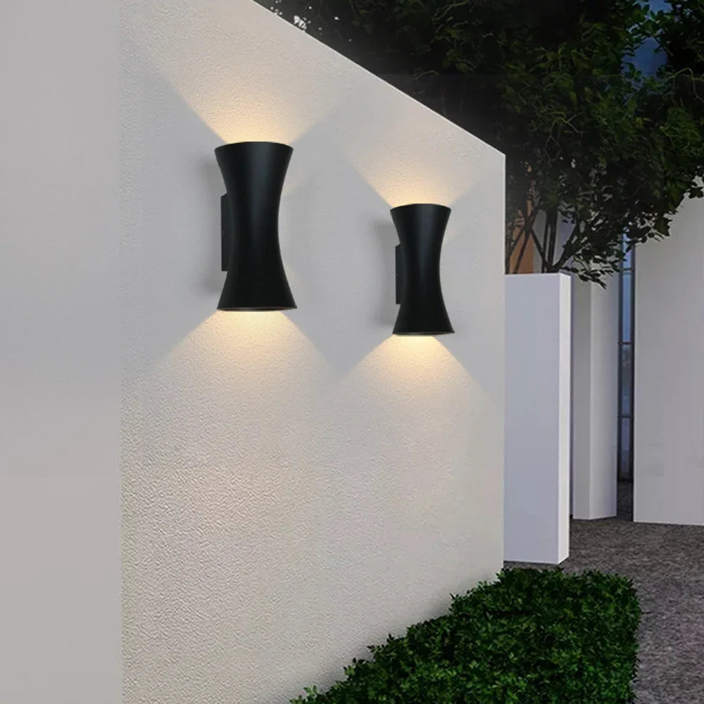 Applique murale étanche extérieure 12W LED COB en aluminium noir IP65 - Marque Lumibright