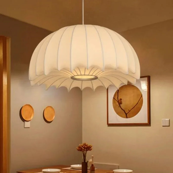 Suspension italienne en soie de luxe