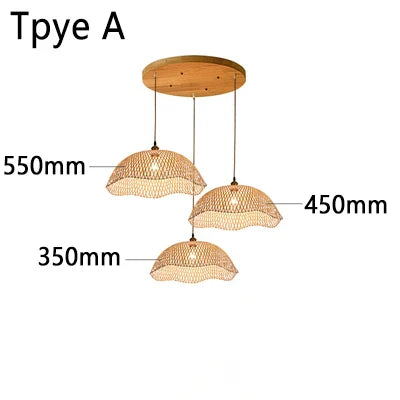 Suspension lumineuse en bambou tissé à la main pour une ambiance rétro.