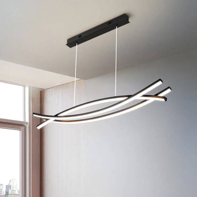 Plafonnier LED suspendu design moderne et élégant