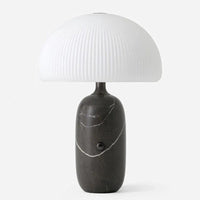 Lampe de table en marbre élégante