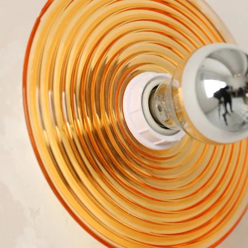 Applique murale LED rétro en verre ondulé pour armoires sur rail - Élégance Illuminée