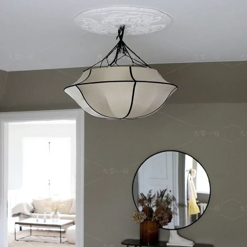Lustre Nordique Rétro en Tissu Français Médiéval - Suspension Lumineuse pour Salon, Chambre ou Salle à Manger