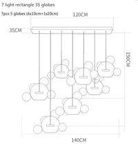 Lustre moderne en verre laiteux avec LED suspendue.