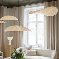 Suspension tendue Nordic LED en soie pour un éclairage minimaliste dans le salon ou la chambre à coucher.