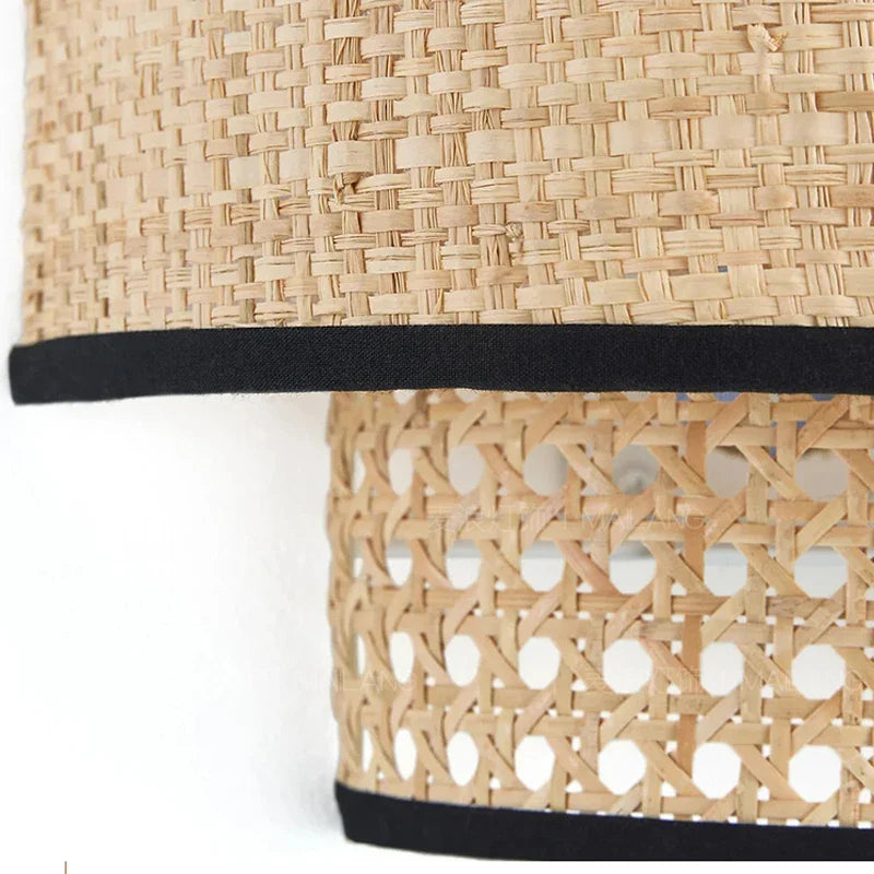 Applique murale Wabi Sabi Vintage en rotin fait main with LED lighting