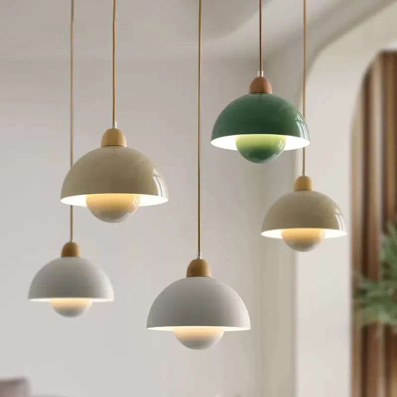 Suspension nordique en bois.