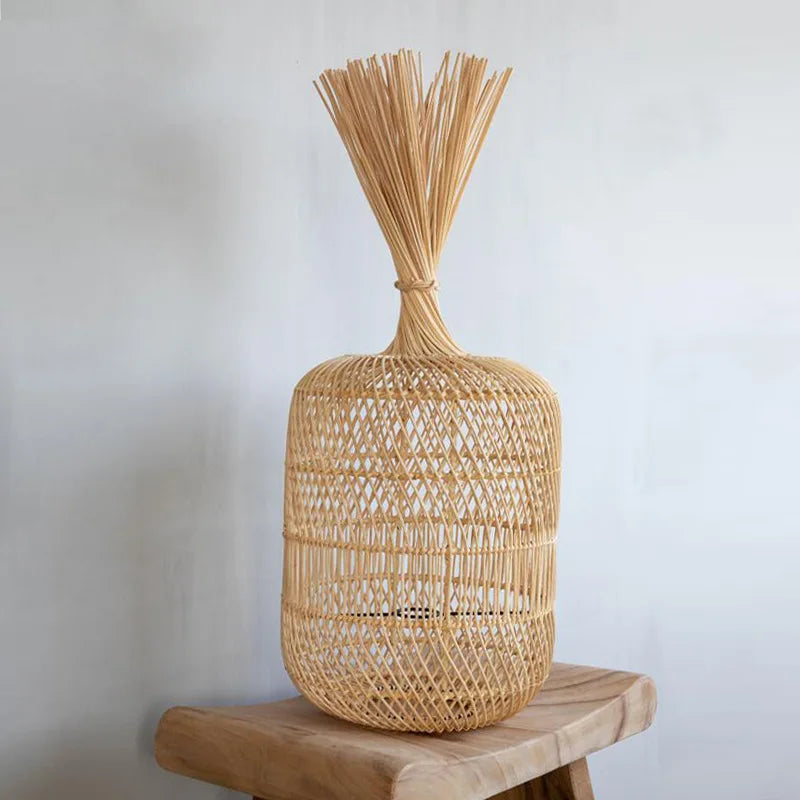 Lampadaire Vintage en rotin nostalgique
