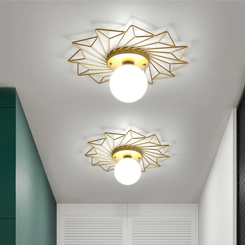 Plafonnier Doré Luxe Nordique Feuille de Lotus - Montage en Surface