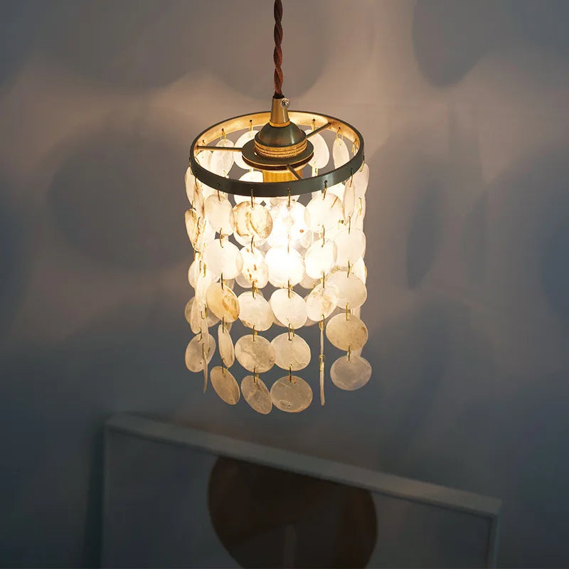 Suspension de luxe en cuivre avec coquillages naturels - Édition Rétro Chic