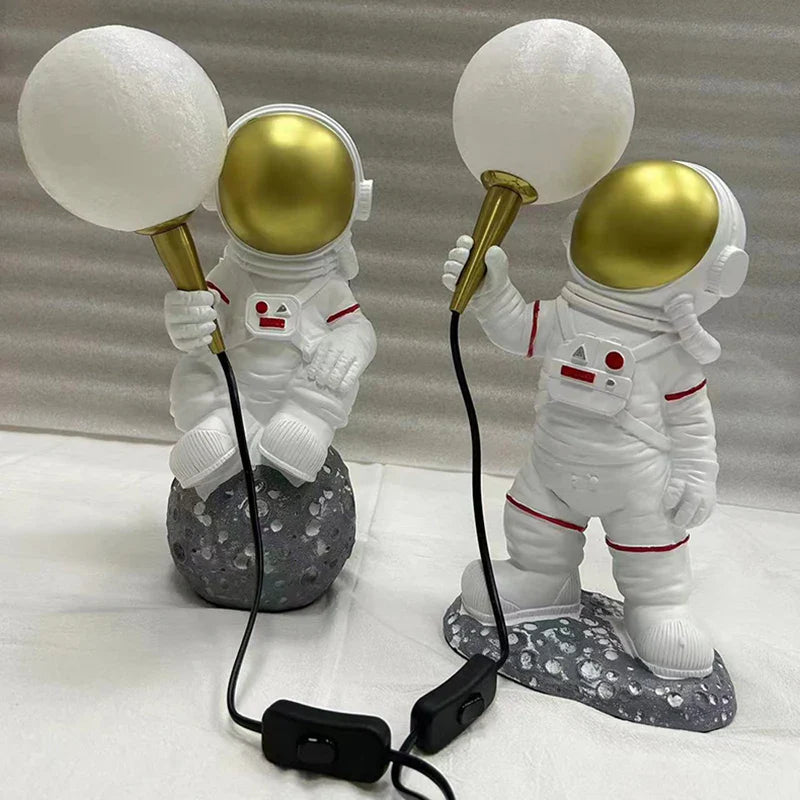 Lampe de table Astronaute Lune Veilleuse