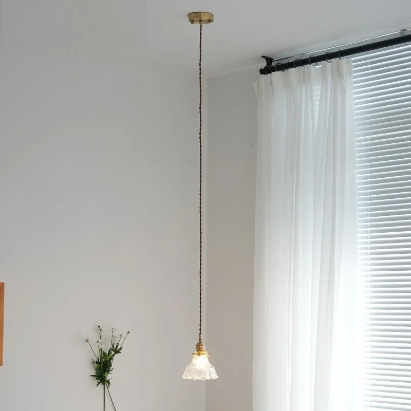 Suspension vintage en laiton et verre japonais pour un éclairage de maison authentique