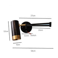 Applique murale LED SwingLight : bras télescopique, interrupteur intégré, design intérieur unique