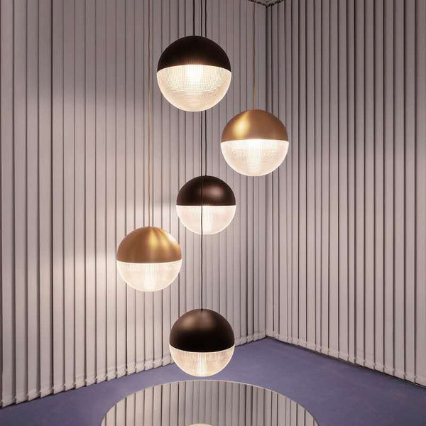 Suspension design en verre et métal : Boule Reed