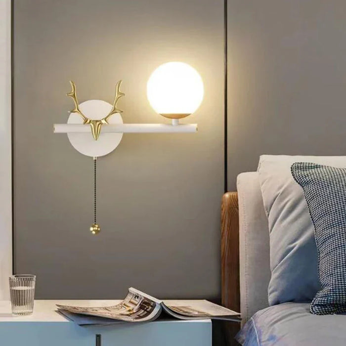 Applique murale LED en verre papillon au design nordique contemporain