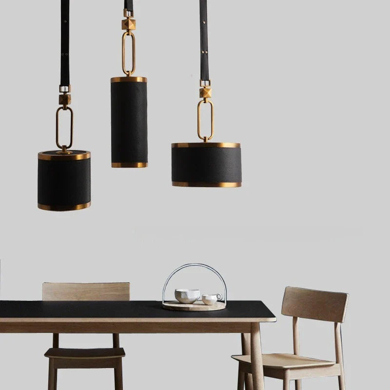 Lustre moderne en cuir avec suspension lumière et verre cristal de luxe